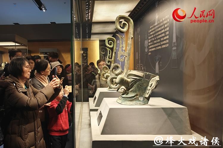 “双星”闪耀 三星堆—金沙遗址古蜀文明展在国博开幕