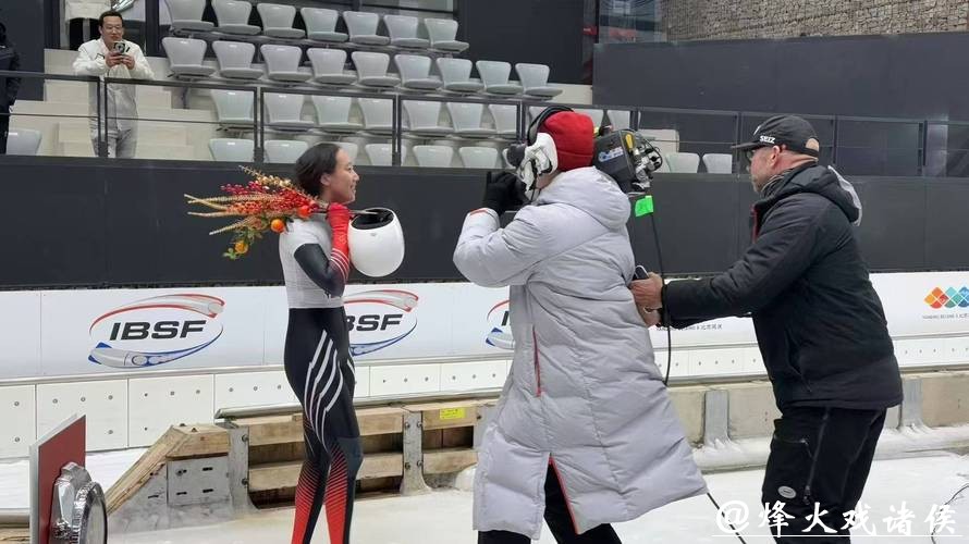 中国组合钢架雪车世界杯夺冠